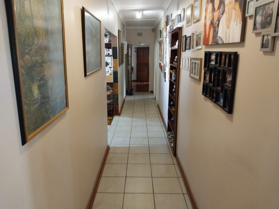 3 Bedroom Property for Sale in Potchefstroom South North West